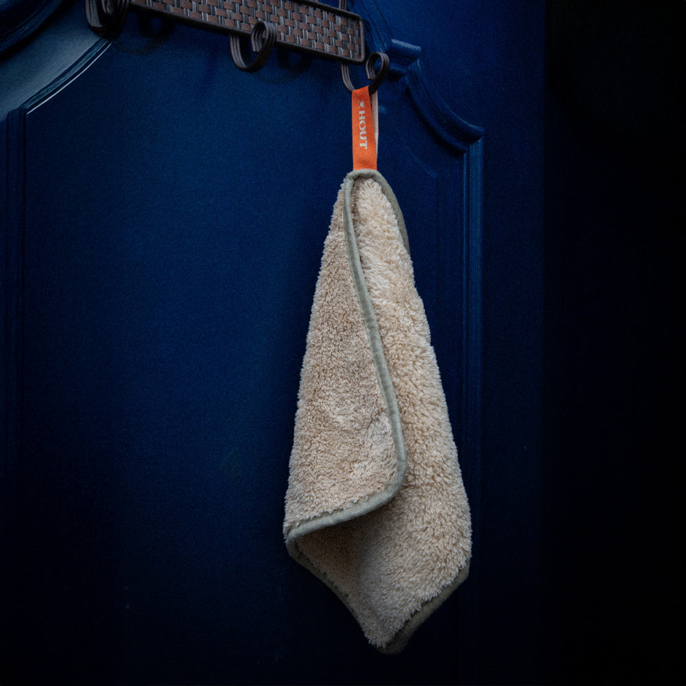 HOUT Cozy Pet Towel for Dogs & Cats — Small, Quick-Dry